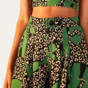 FARM Rio shorts size Small